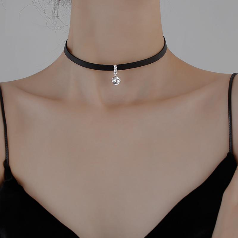 Jewelry Black Collar Light Luxury Niche Simple Chain Personalized Jewelry