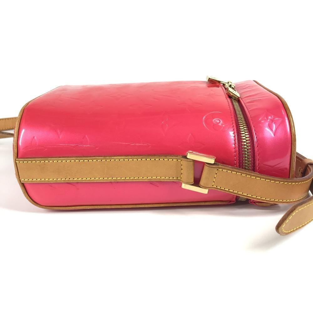 Louis Vuitton M91259 MonogramVernis Sullivan Vertical Pochette Shoulder Bag