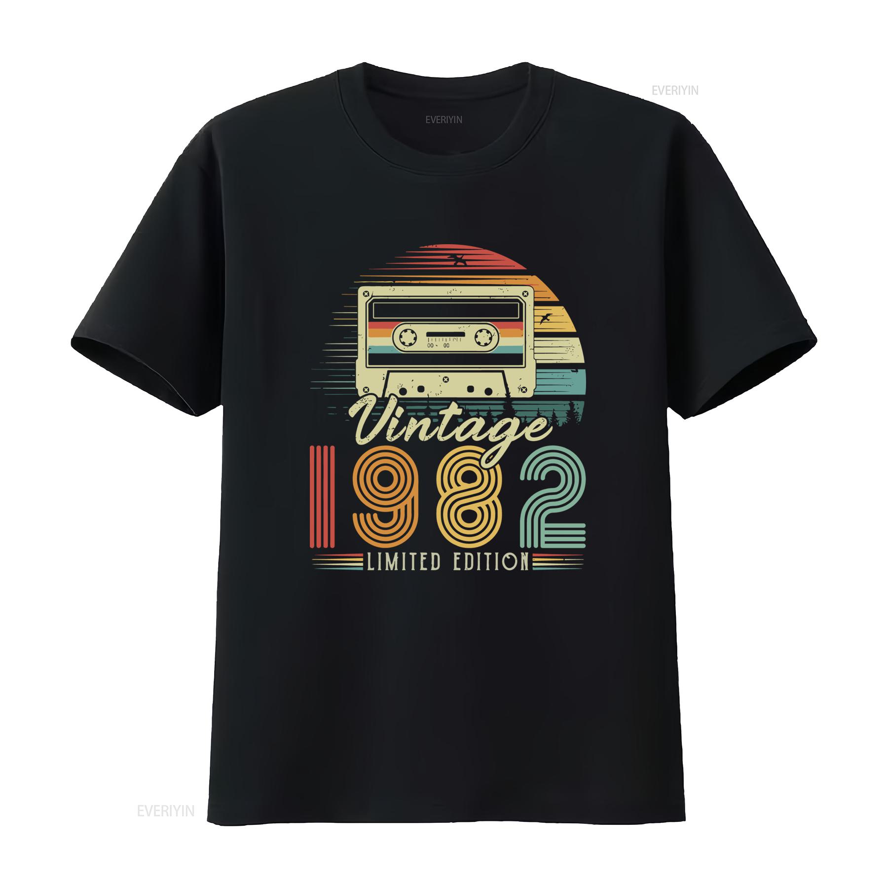 

1982 Vintage Cassette Design 41st Birthday T Shirt Best Of 40 Years Being Awesome Hello Forty Limited Edition vintage Washed 4XL