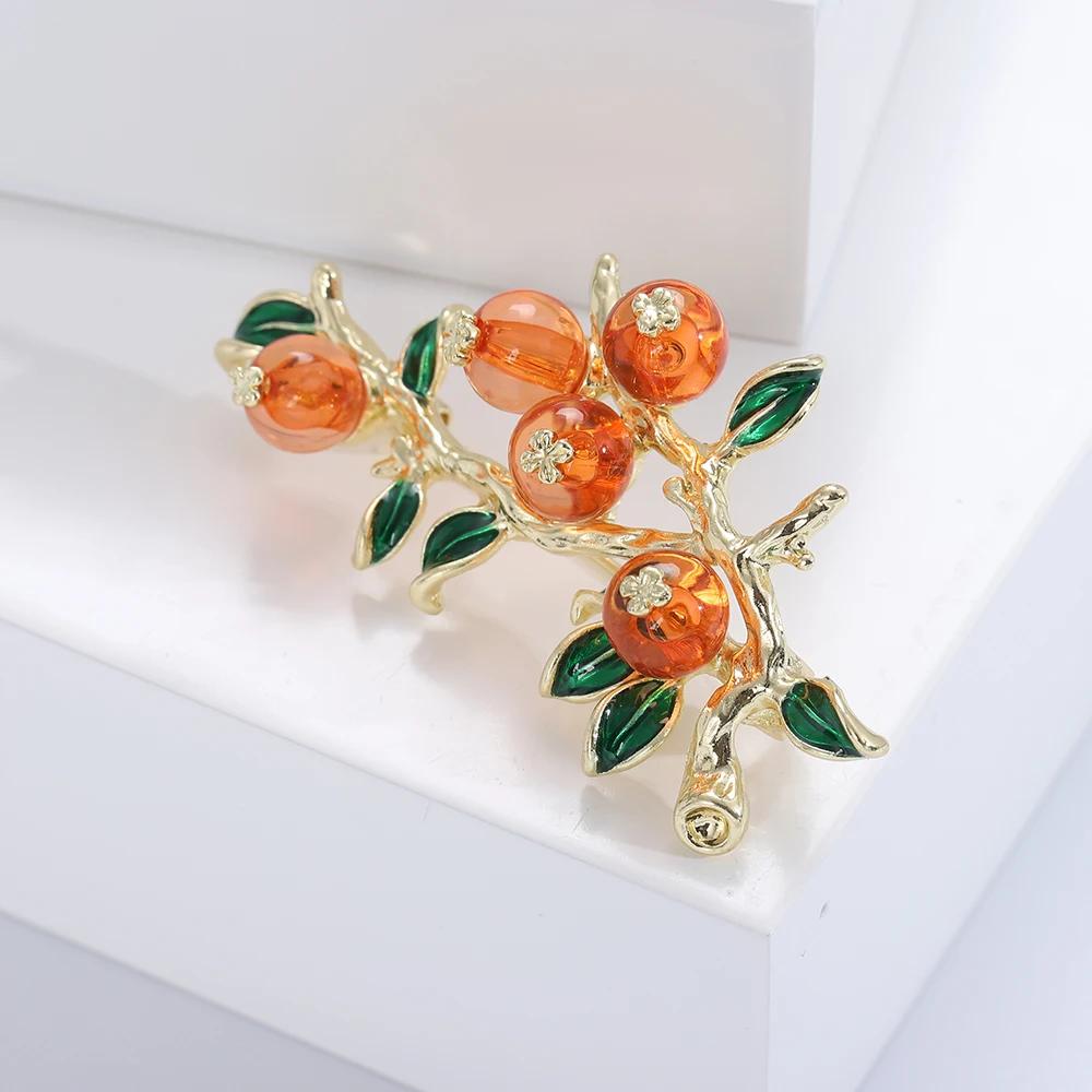 

Женская брошь Милая Осенняя хурма Нагрудные значки Смола Фруктовый значок Роскошные ювелирные изделия Аксессуары для одежды