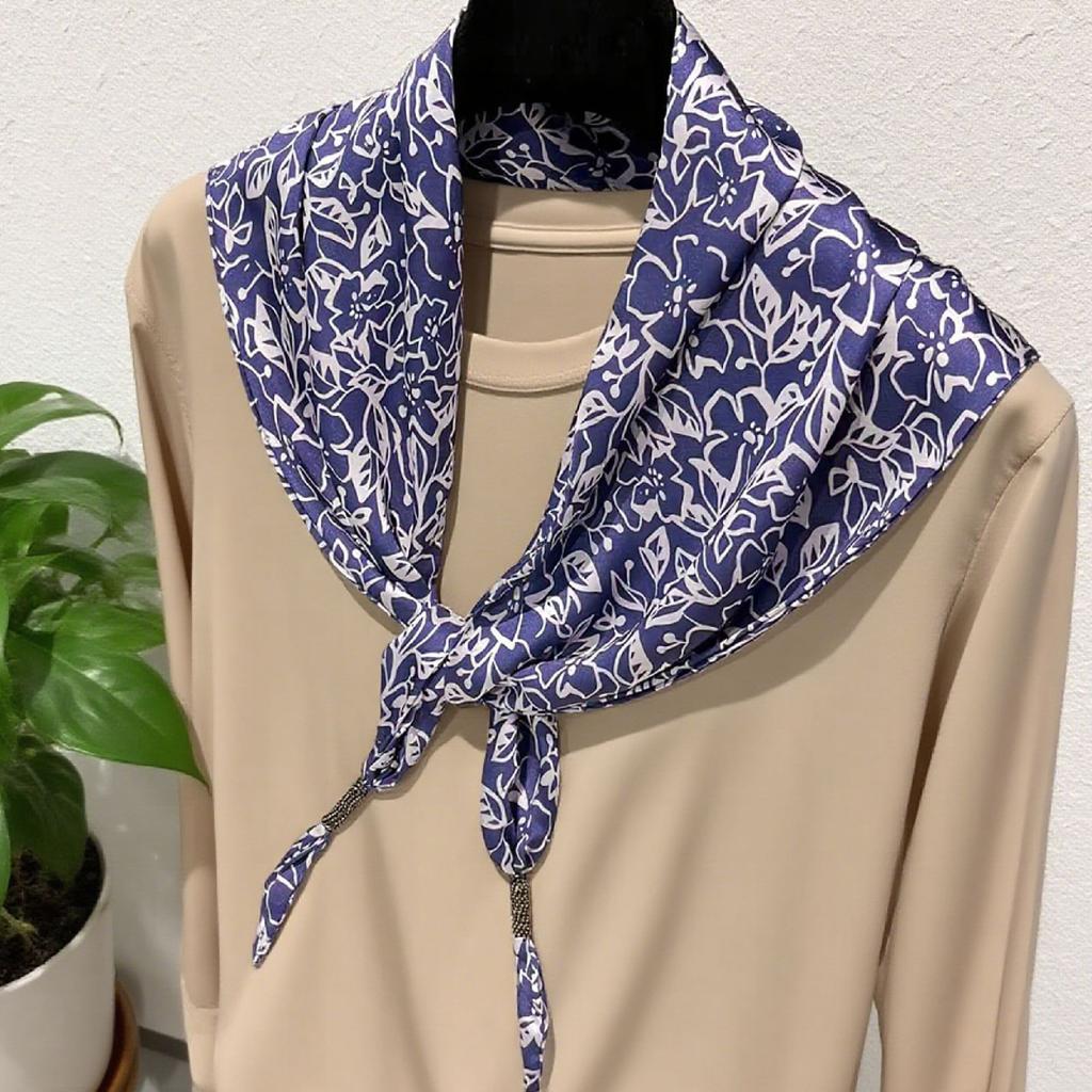Silk scarf women's spring and autumn Korean version versatile black triangular scarf triangular shawl with knotted scarf scarf women's waist seal