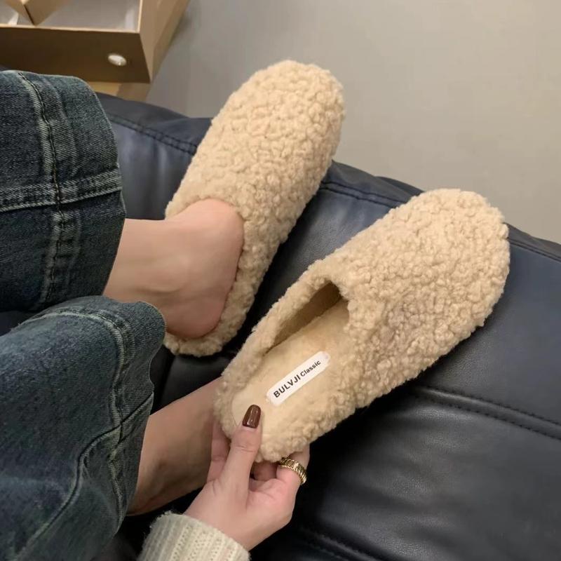 Fashion Women Fur Slippers Casual Flats Mules Shoes Suede New Winter 2025 Trend Fashion Woman Sneakers Slingback Cozy Flip Flops Slides 40 абрикосовый 3550₽