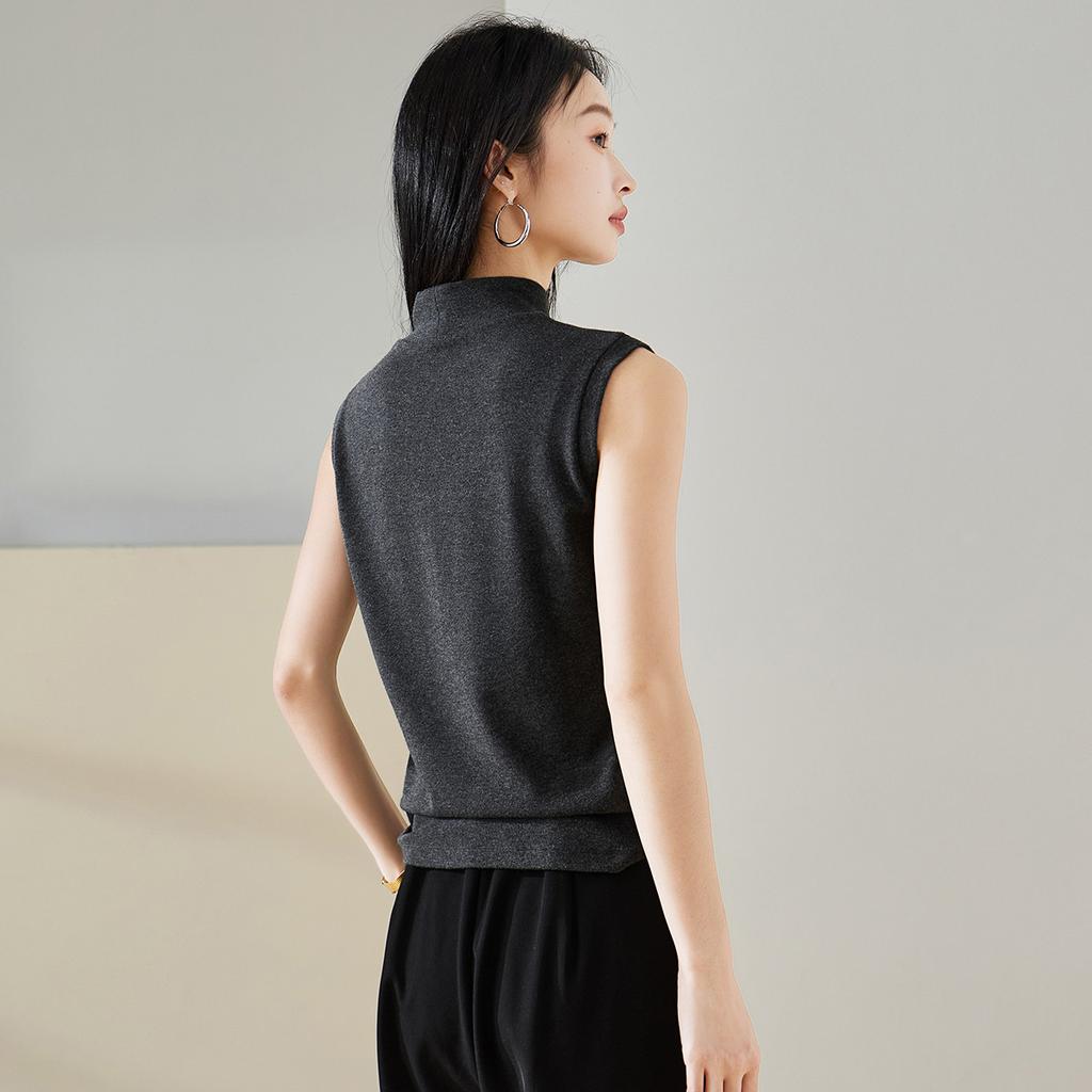 Half high neck sleeveless T-shirt for women