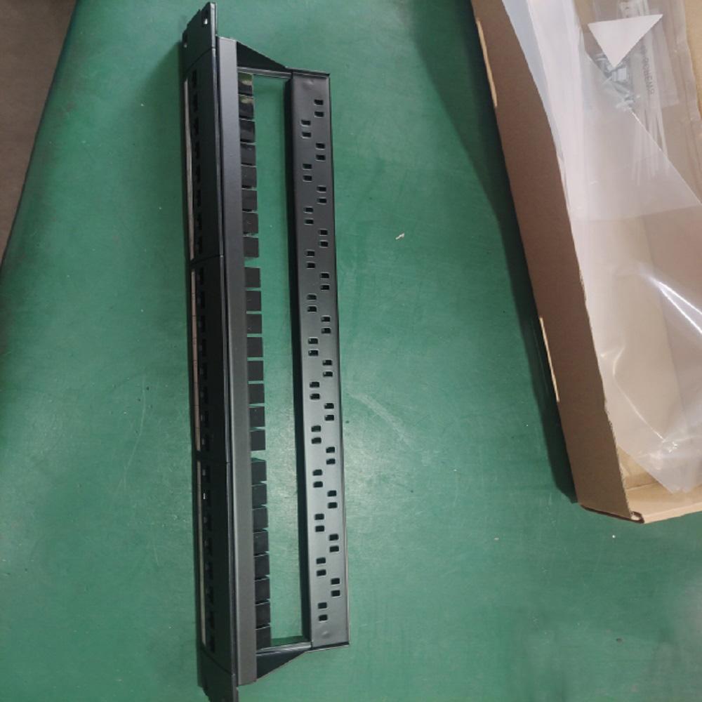 Pass Through Patch Panel 24 Ports Cat6 RJ45 19" Rack Mount Punch Down Keystone