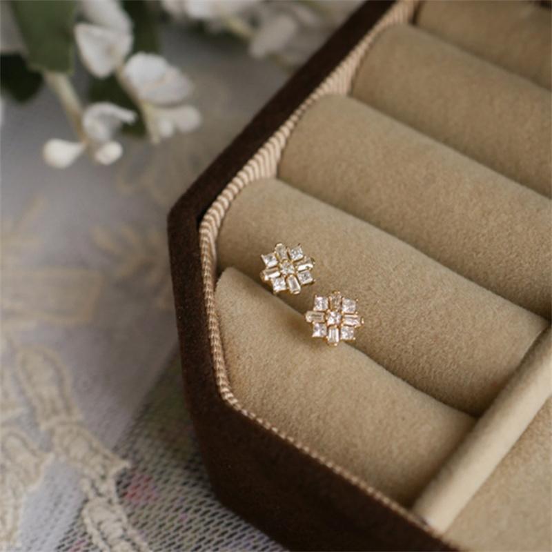 925 Sterling Silver French luxury Inlaid Zircon Stud Earrings for Women Hypoallergenic Cute Flower Jewelry Gift