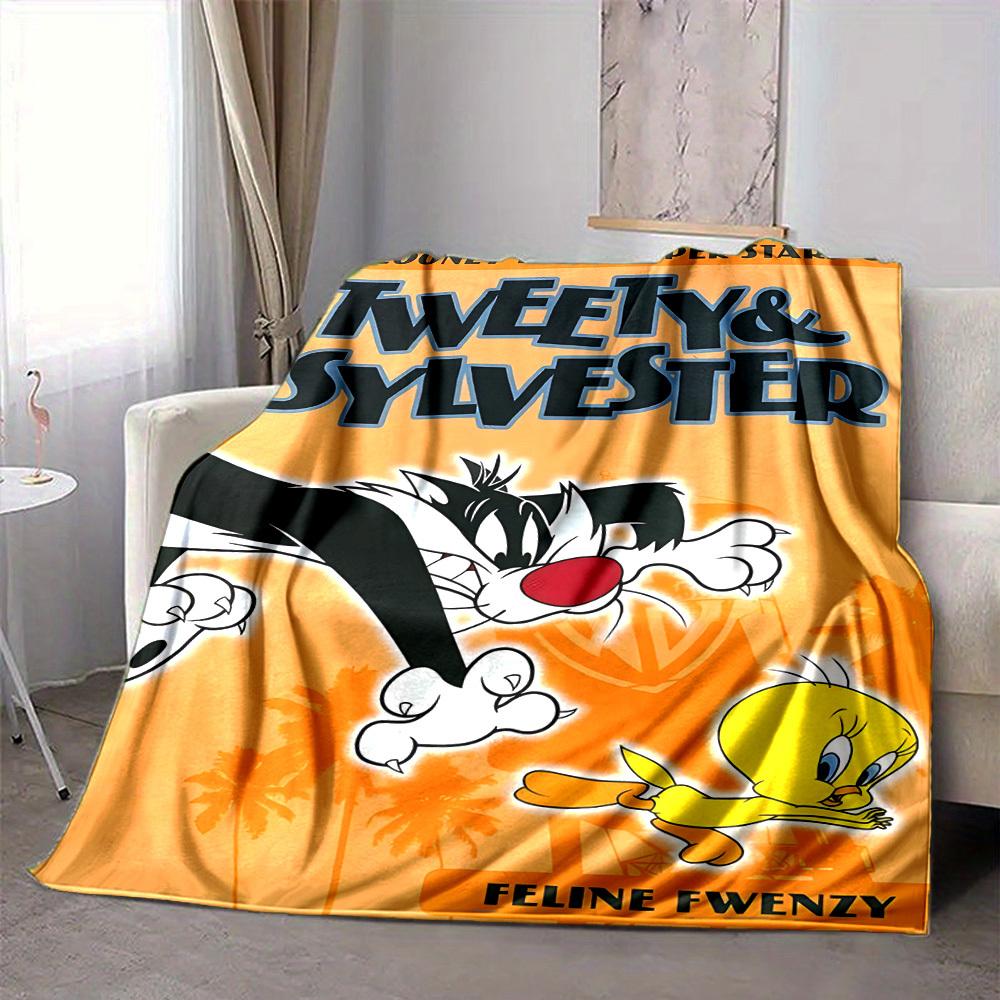 1pc Tweety Sylvester Looney Tunes Soft Skin-Friendly Flannel with Digital Printing, Various Sizes Available for Family, Friends, Birthday001