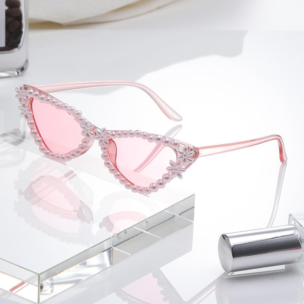 New Cross-border Framed with Letters Glasses Personality Holiday Atmosphere Photo Modeling Trend WOMEN'S GLASSES