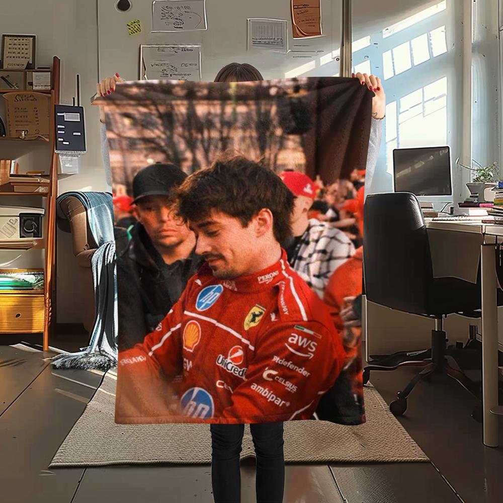1 Pezzo Coperta in Flanella con Stampa di Charles Leclerc, Alta Qualità Confortevole per Tutte le Stagioni, Arredamento per la Casa, Calore e Comfort, Perfetta per Regali di Natale 16