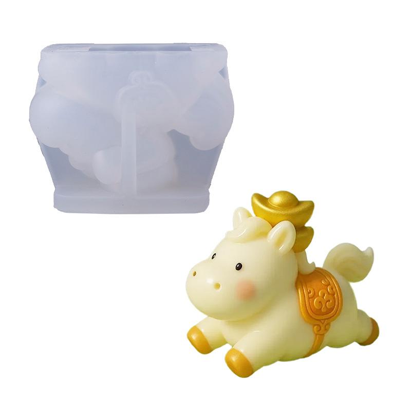 .Silicone Horse Mousse Mold Horse Year Chinese Zodiac Ice Cube Milk Jelly Cake Dessert Baking Mold Food-Grade Heat-Resistant