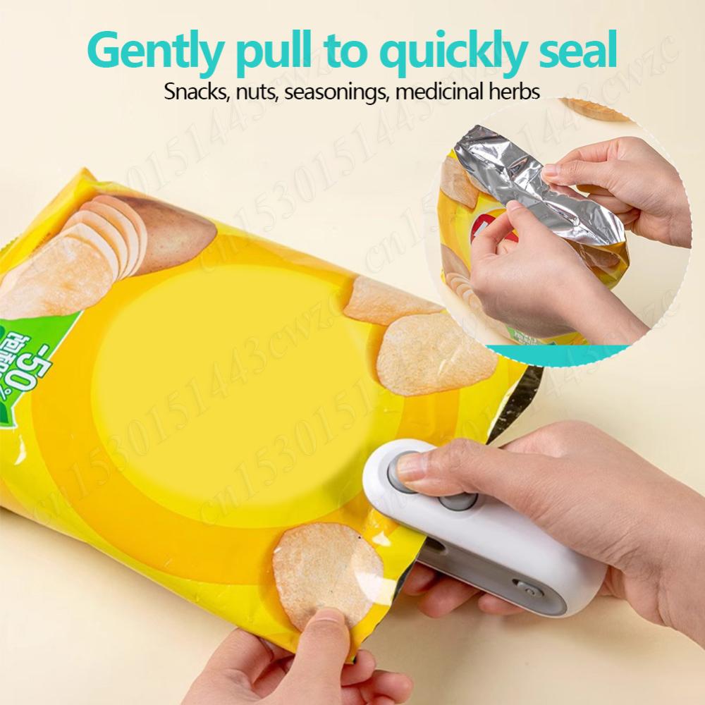 2 In 1 Sealer Cutter Multifunctional Mini Bag Sealer Handheld Heat Vacuum Sealer Handheld Bag Sealing Machine for Plastic Bags