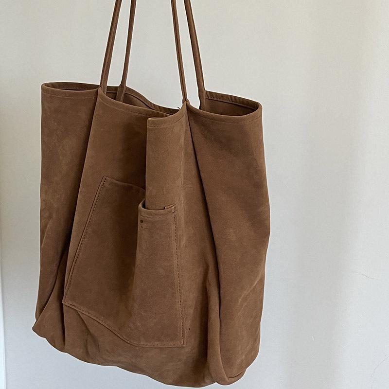 Large Capacity Suede Shoulder Tote: Artistic Lazy Style for Students & Shoppers