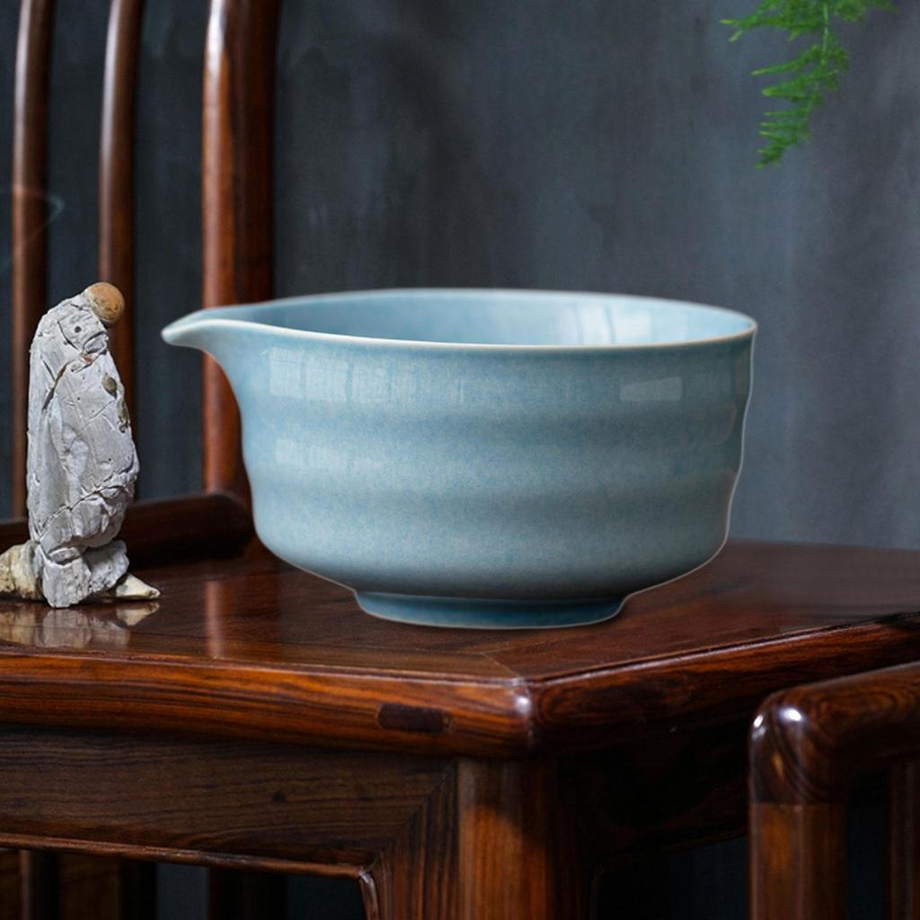 Ceramic Matcha Bowl Japanese Tea Cup Accessories Ceremony Handmade with Pouring Spout