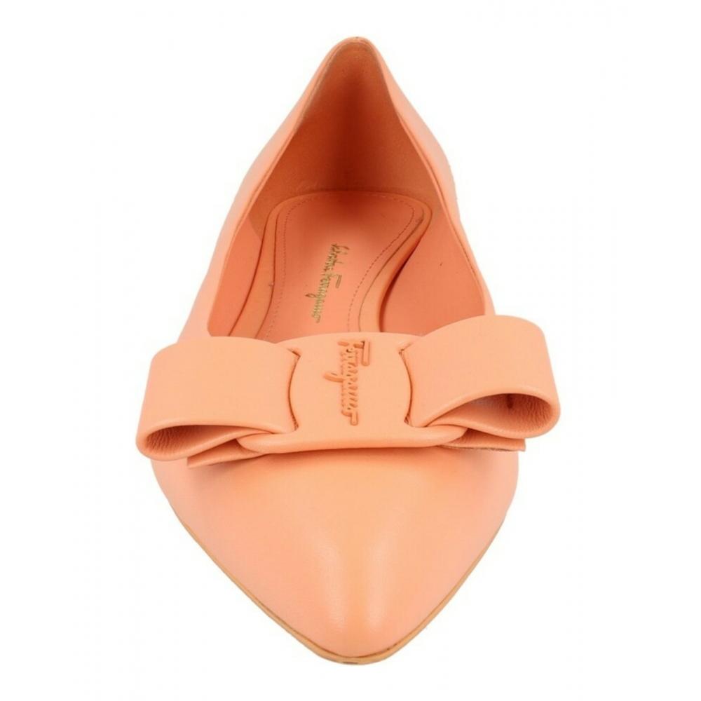 Salvatore Ferragamo Viva Bow Flats   Narrow Width Light Pink