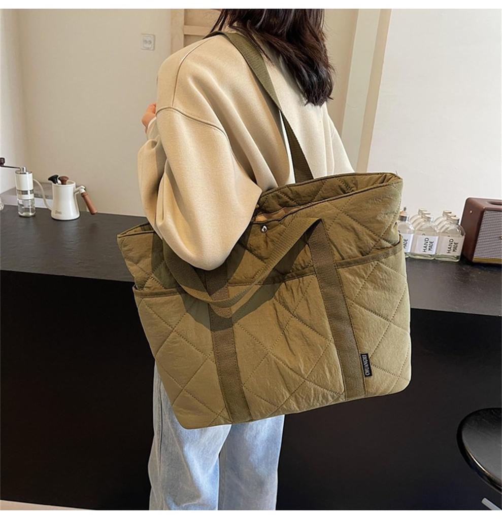 [TAITENG] Quilted Tote Bag, Shoulder Bag, Handbag, Women's, Lightweight, Large Capacity, A4 Size, Fluffy, Perfect for Commuting, School, Travel,
