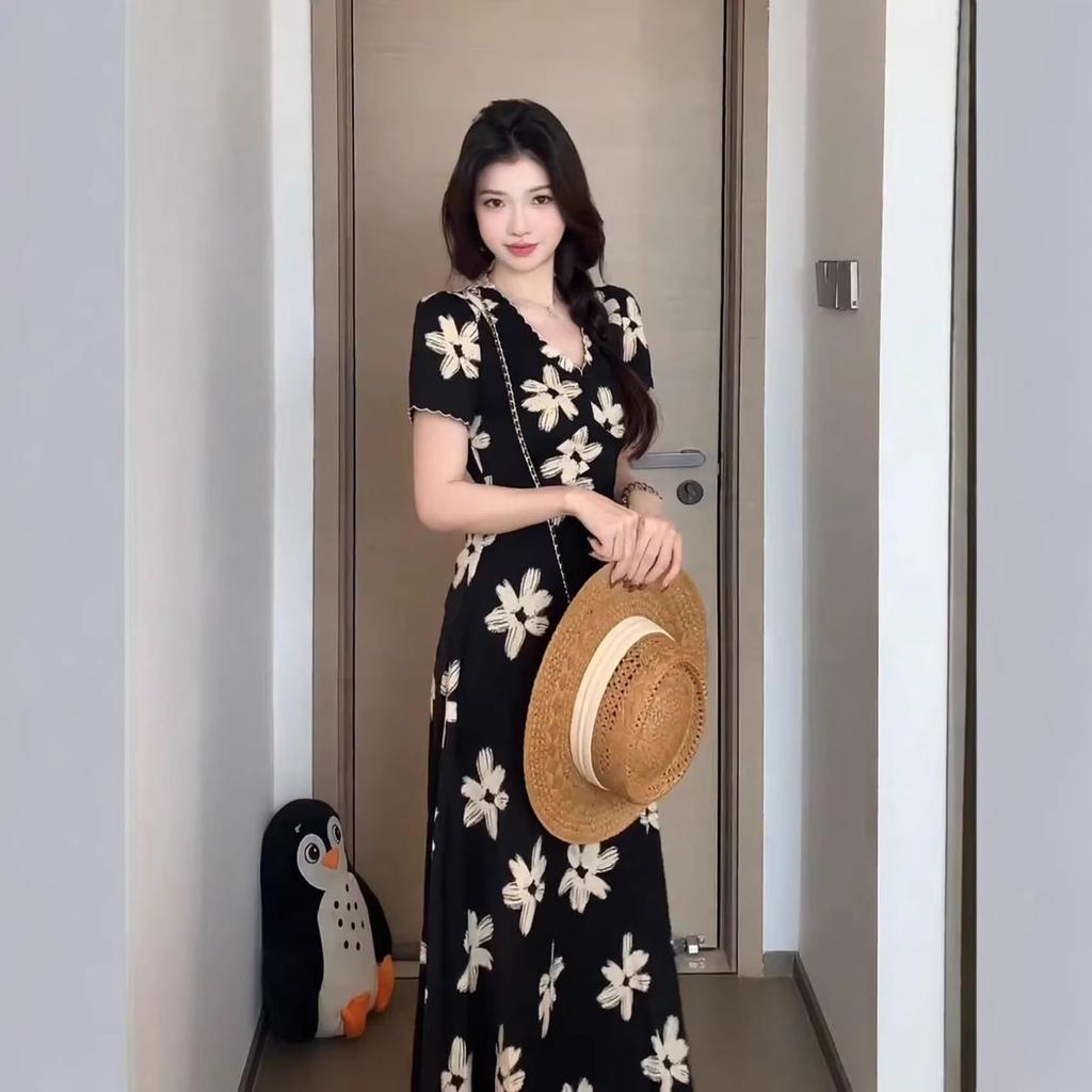 French retro temperament dress, summer new collar niche floral dress, holiday style waist and thin medium and long dress