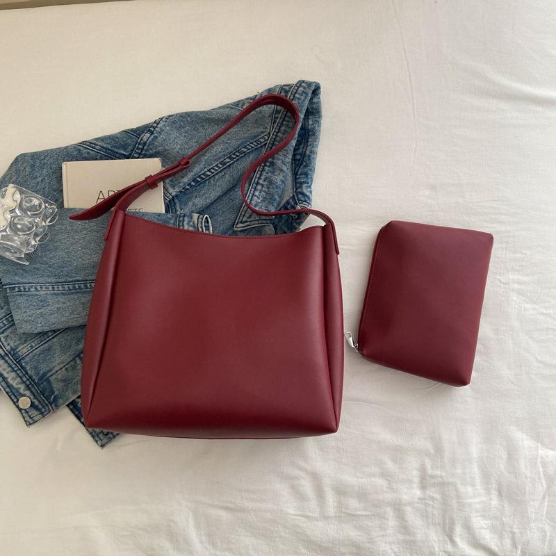 Women's bags, women's new retro commuter tote bags, fashionable and simple large-capacity versatile bucket bags