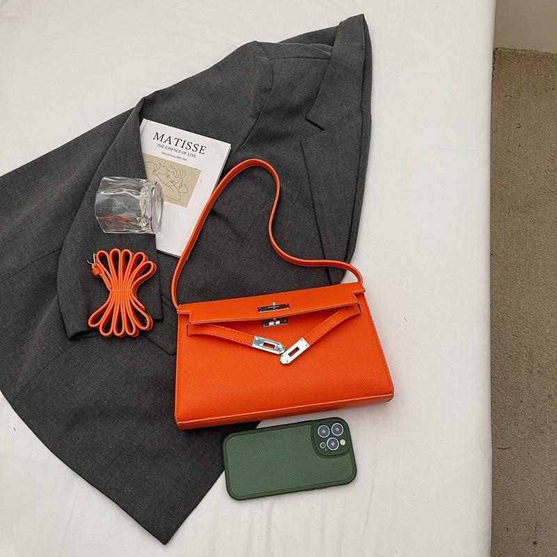 Ny mote minimalistisk lett luksus lås temperament skulder crossbody trendy dameveske