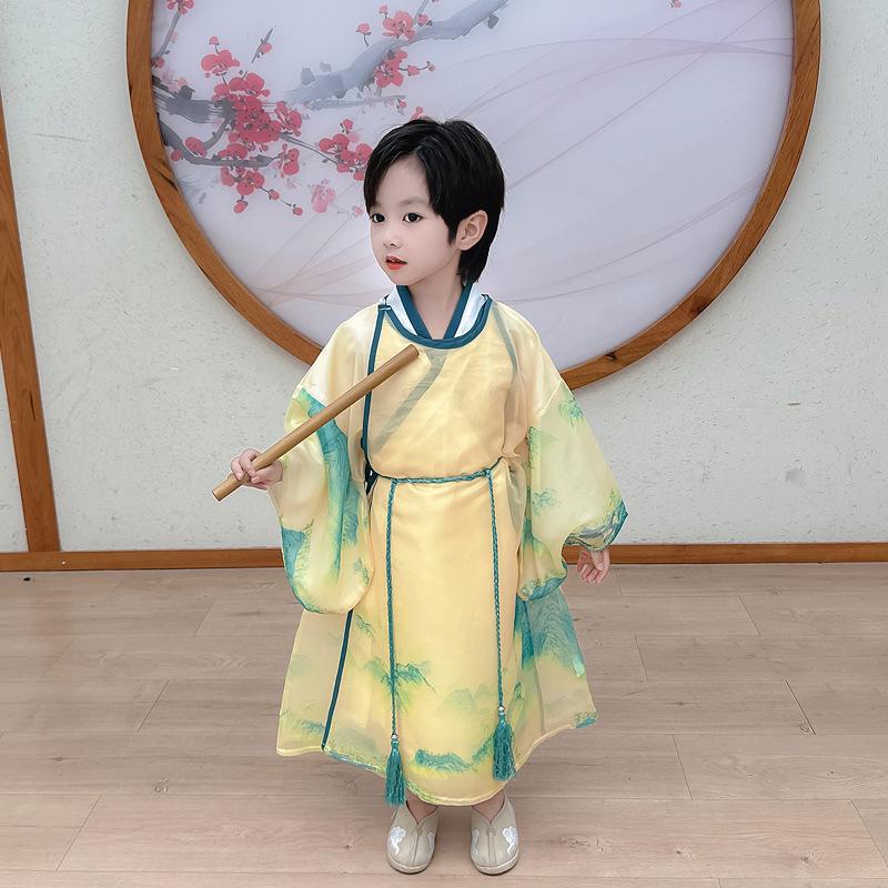 

Boys Long-Sleeve Ancient Style Hanfu Costume Set - Elegant Yellow Robe for Autumn and Spring 130 cm
