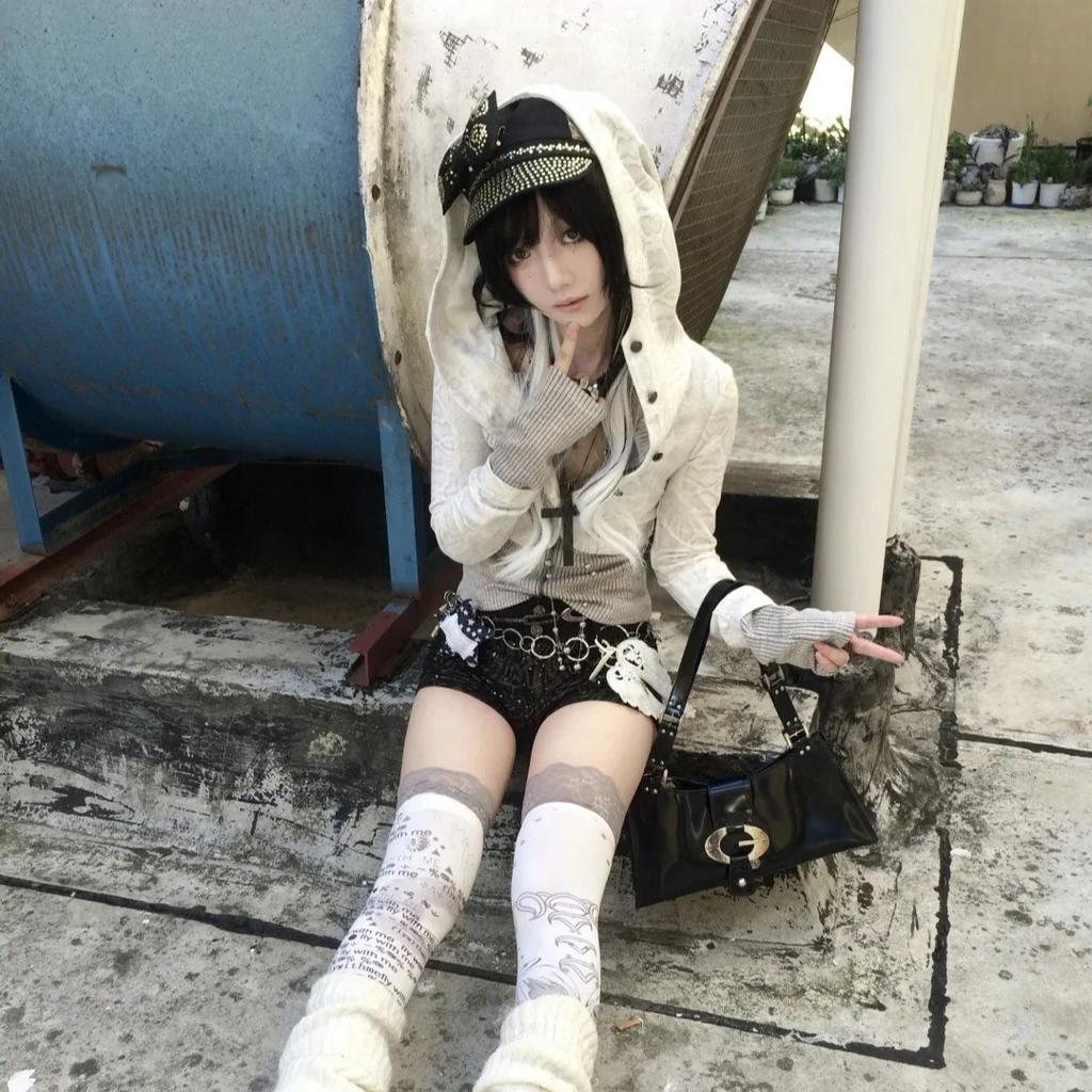 2KWEIRD Y2k Fake Two-piece Knitted Tops Trashy 2000s Hooded Jacket Vintage Harajuku Knitwear Grunge Aesthetics American