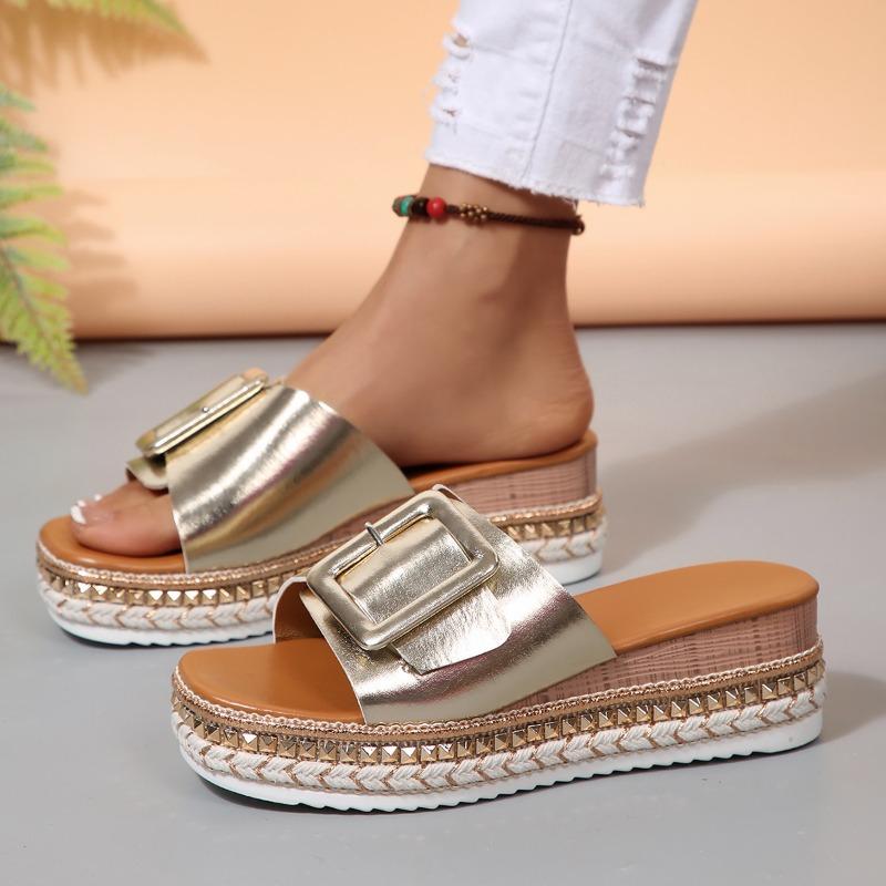 Fashion Plus Size 2025 Summer Women's Open Toe Slippers Hot Sale Buckle Platform Wedges rivet Sandals Outdoor Casual Daily Slippers