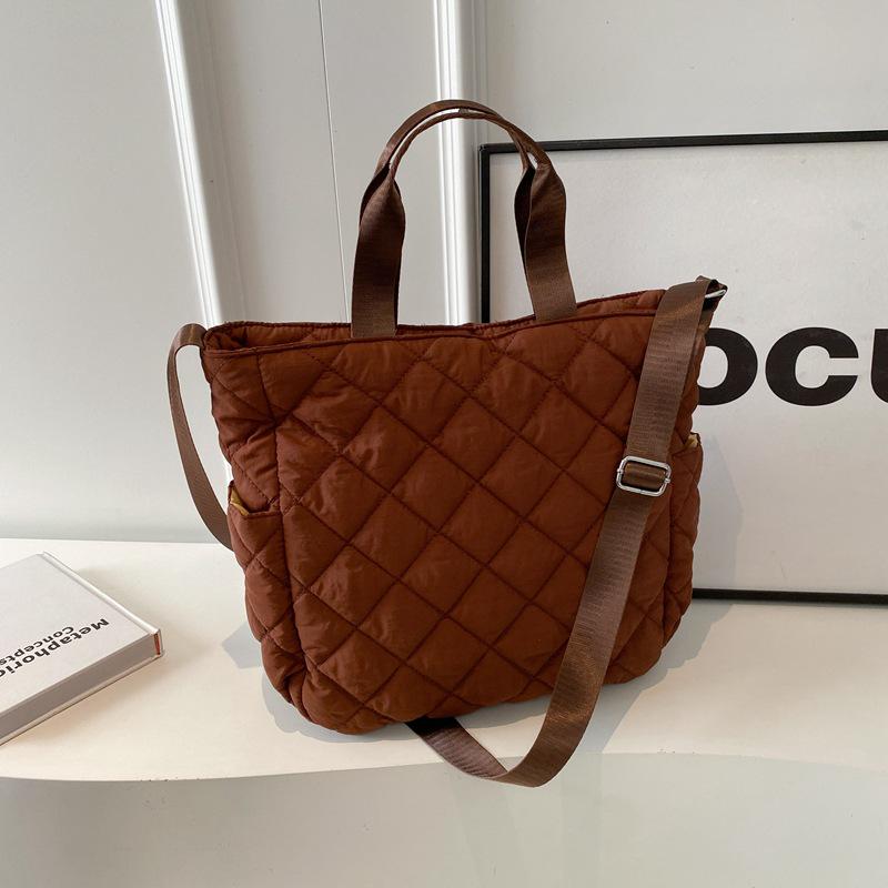 Large Capacity Quilted Tote Bag - Korean Style Versatile Cotton Coat Bag, High-End Fashion Shoulder & Crossbody Bag for Autumn and Winter