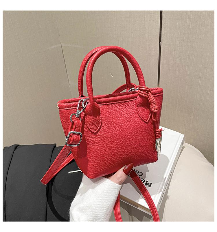 Portable Bucket Bag Summer New Niche Trendy Casual Shoulder Bag Premium Messenger Bag