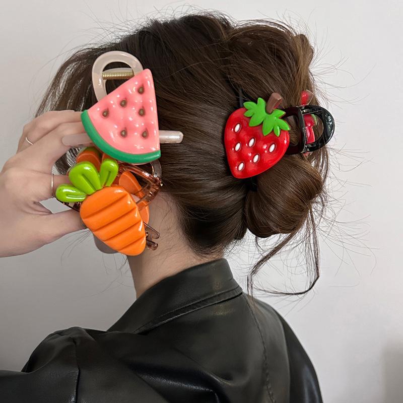 Cute sweet acrylic strawberry hairpin small delicate back head disc hair shark clip Internet celebrity versatile hair accessories woman