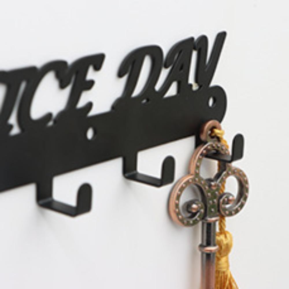 European-Style Kitchen Wall Hanging Hooks - For Hotel and Restaurant. Ideal for Keys and Things, a Great Decor for Kitchen