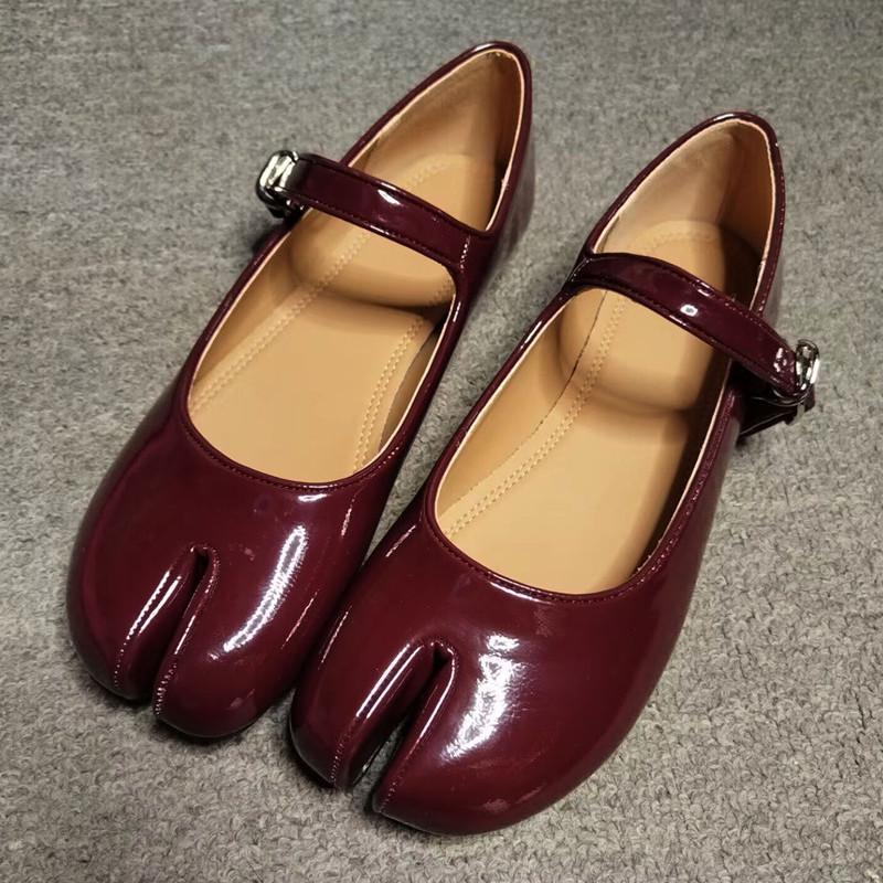Patent Leather Split toe Women Ballet Flats 2026 Spring Autumn Vintage Mary Janes Walking Loafers Casual Girls Dance Shoes
