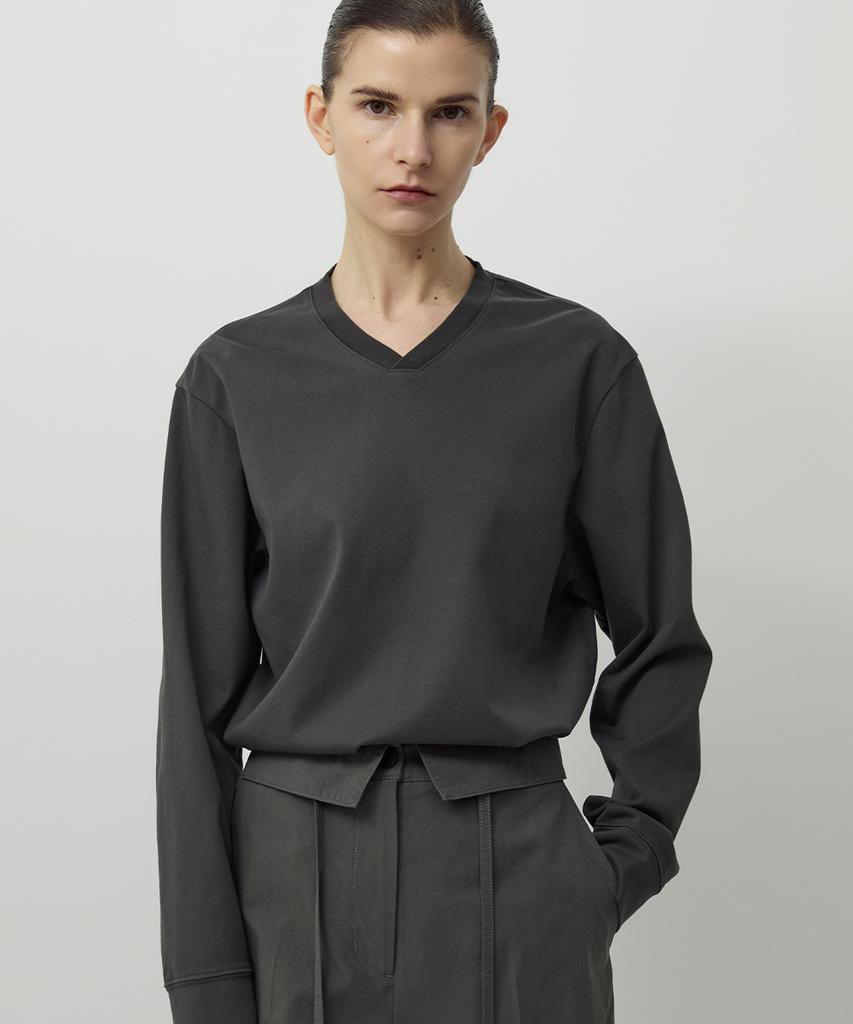 Leopeusaideuhwaiteulabel V-Rib Long Sleeve Charcoal