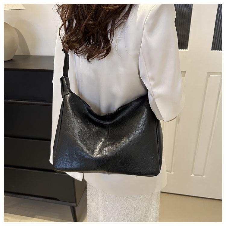 New Trendy Large Capacity Solid Color Retro Korean Fashion Simple Casual Commuter Single Shoulder Tote Bag for Women
