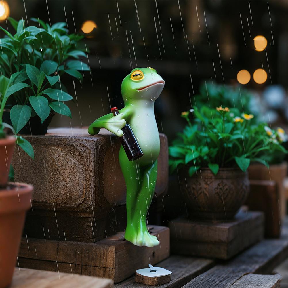 Funny Drinking Frog Statue Flower Pot Hugger Resin Hanging Frog Figurine Planter Hugger Plant Decorations for Pots