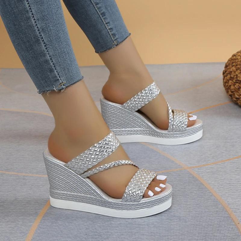 Women Platform Sandals Summer New Outdoor Beach Sandals Comfortable Hot Shallow Wedges Shoes for Women Designer Casual Sandals