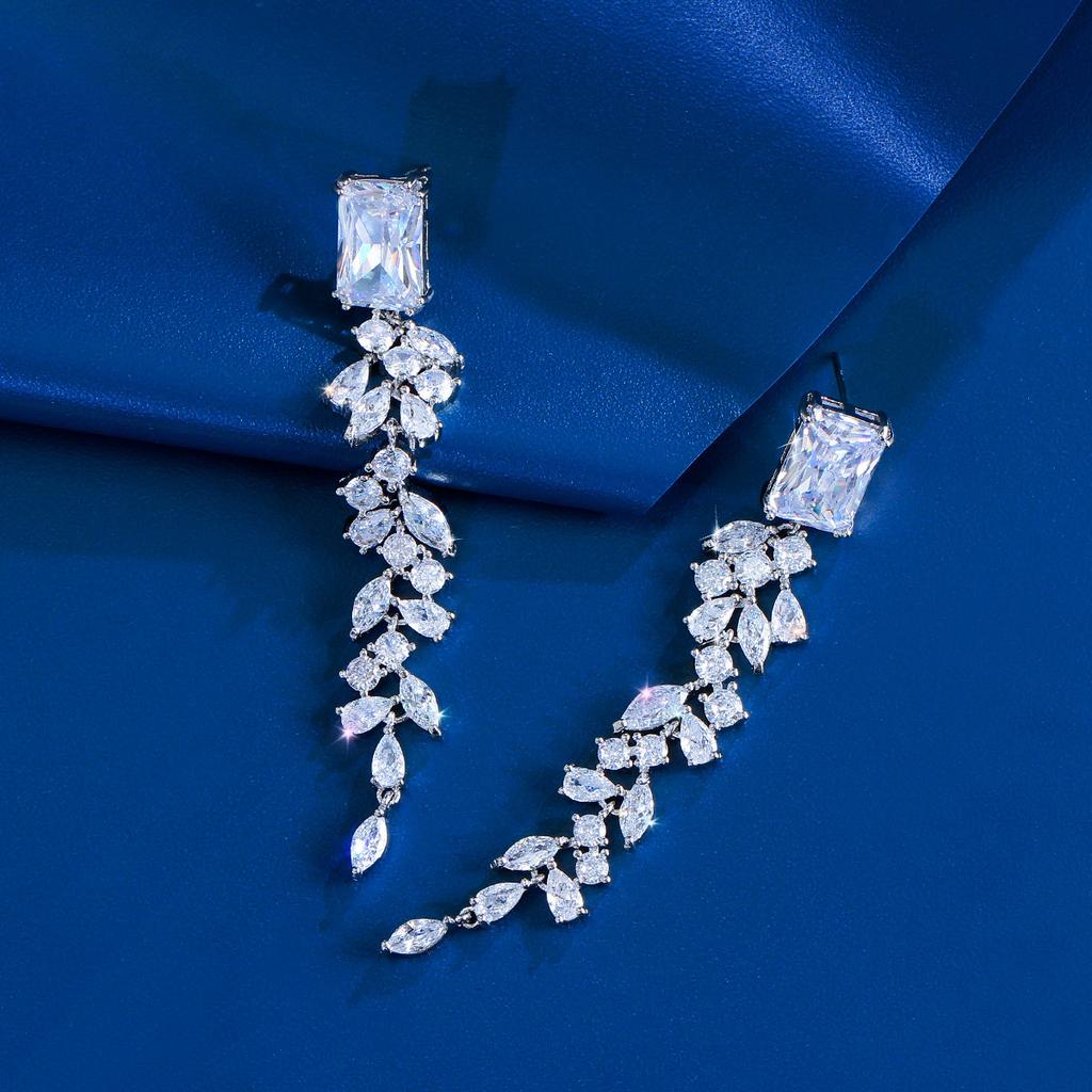 Nadel Lange Quaste Zirkon Blatt Quadratisch Rundes Gesicht Ohrringe Weizenähren Voller Diamanten Leichte Luxus-Ohrringe Ohrringe