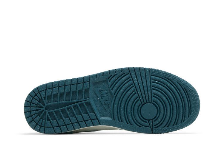 Wmns Air Jordan 1 Mid SE 'Bleached Turquoise'