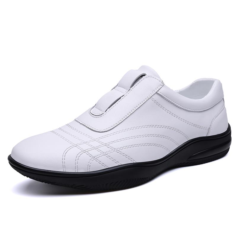 Summer New Men Fashionable Lightweight Casual Soft Soled Leather Shoes Brand Outdoor Men Hollow Breathable Lace Up Sports Shoes