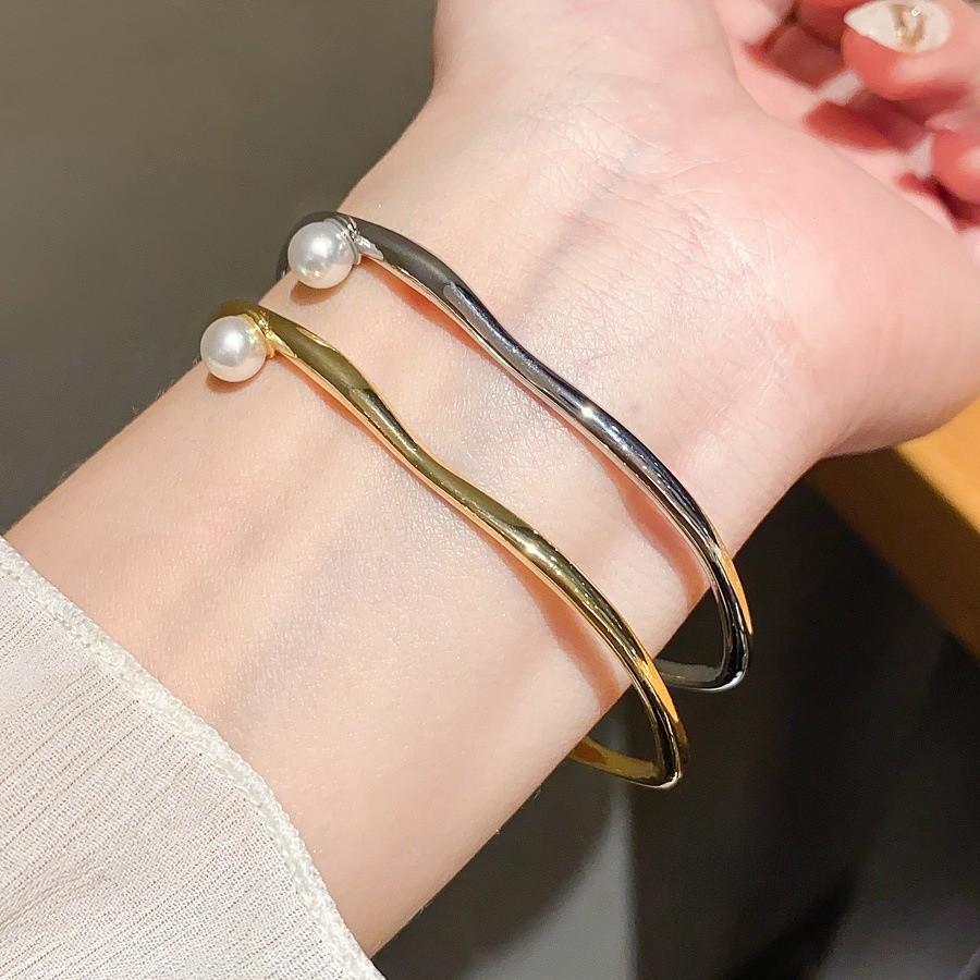 Pearl Bangle Bracelet With Gold Plating For Elegant Office And Casual Wear