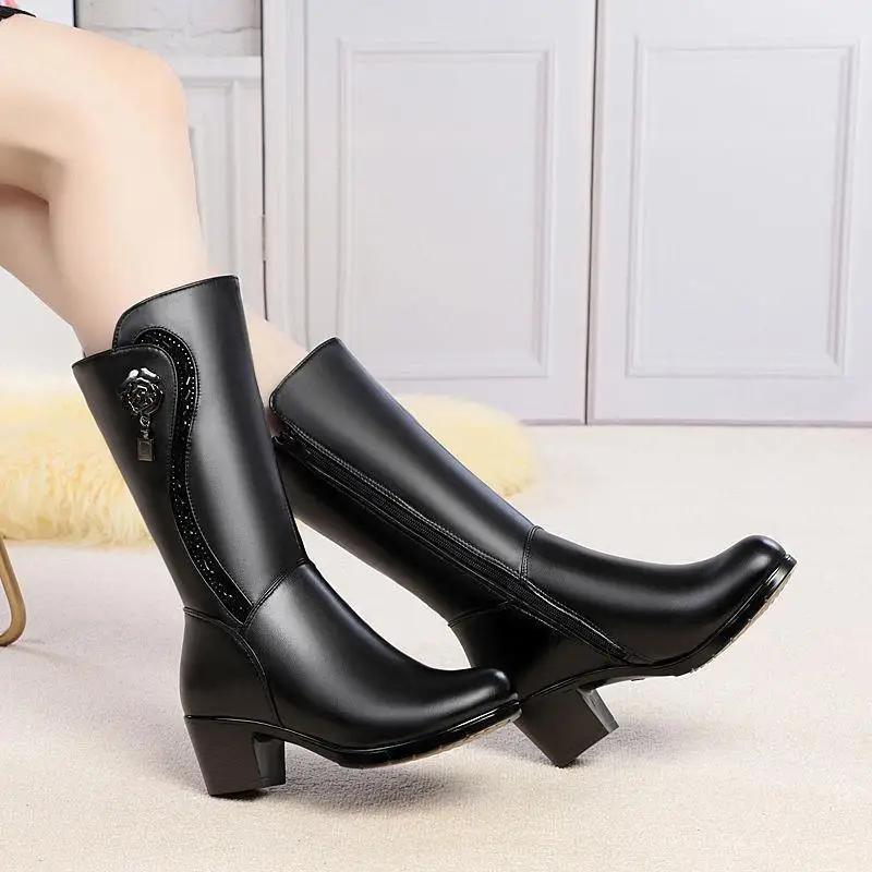 Winter Women Boots Fashion Mid-Calf Boots Plush Warm Snow Boot Velvet Cotton Shoes for Women Waterproof Leather Boots Bota Mujer