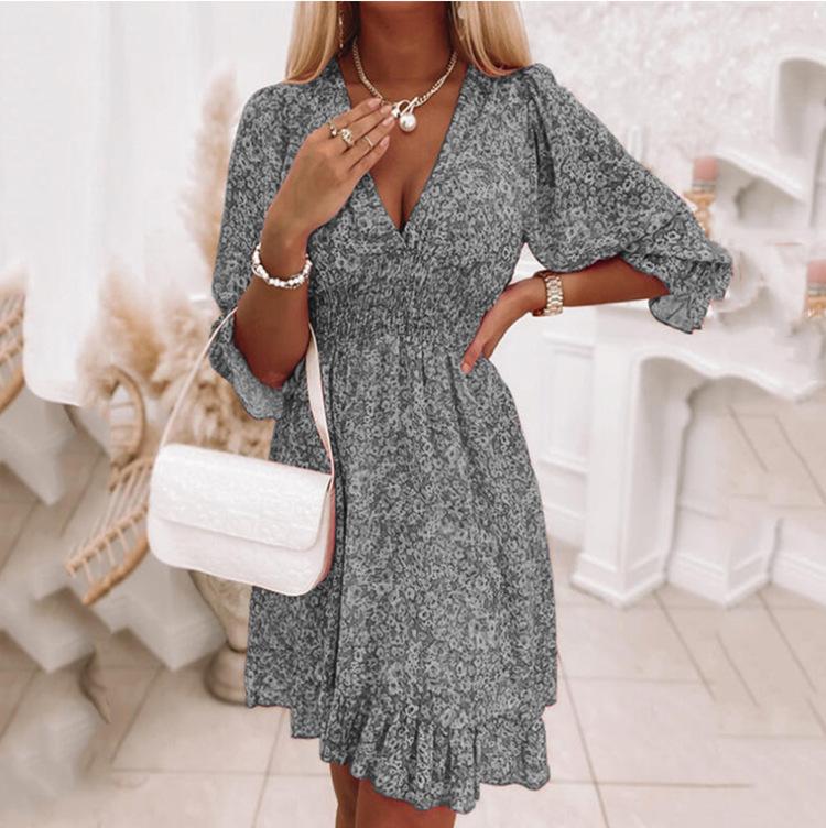 

Bohemian Floral Mid-Length Dress: Waist-Cinching Short-Sleeve Pullover XXL серый