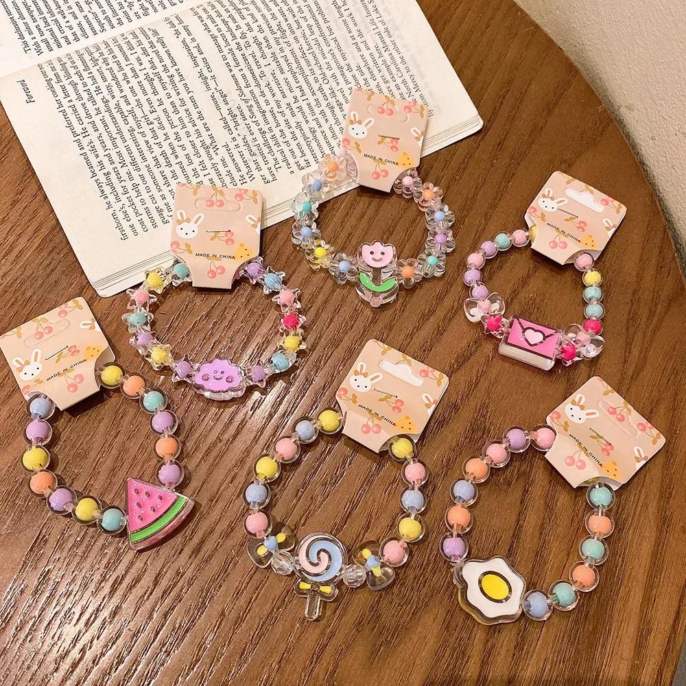 b16 New Design Sense Cool Sweet Cartoon Charm Jelly Colored Attract Cute Acrylic Exquisite Bracelet Wholesale Daily Versatile