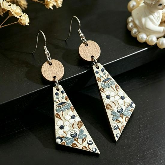 Trendy Triangle Dangle Wooden Earrings - Stylish European & American Fashion