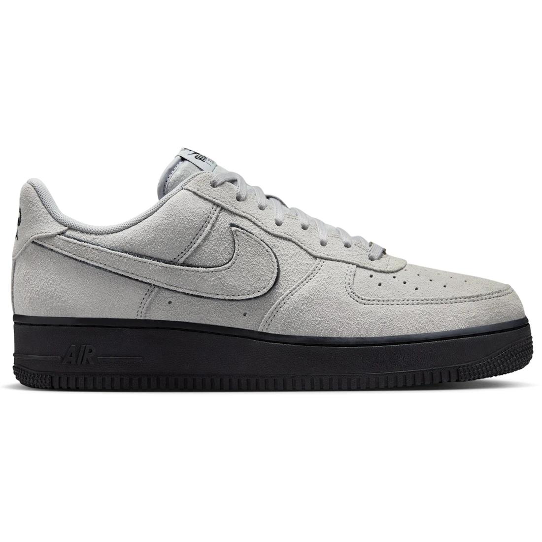 

Кроссовки Nike Air Force 1 Low 07 LV8 Светло-серый замшевый черный(HQ1966-001) 43