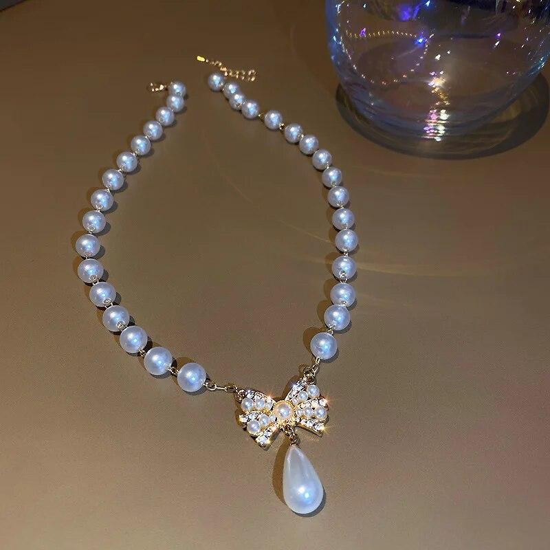 Pearl Rhinestone Bow Necklace for Women Fashion Light Luxury Niche Collarbone Chain Necklaces New Personality Jewelry Party