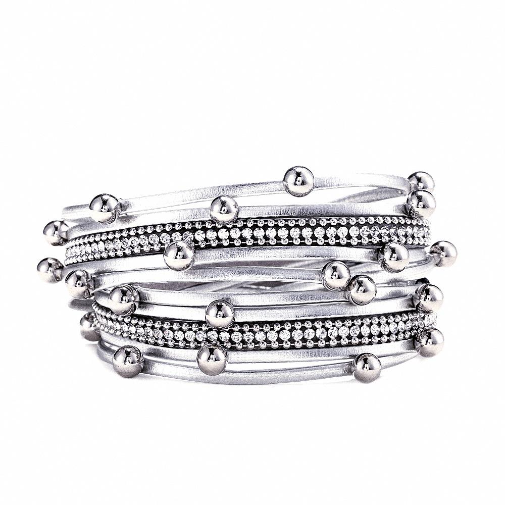 Bracelet Bohème Multi-Rangs en Cuir Perlé avec Fermoir Magnétique