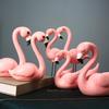 Nordischer Rosa Flamingo Herz Harzornament für Wohnzimmer oder Schlafzimmer Dekoration