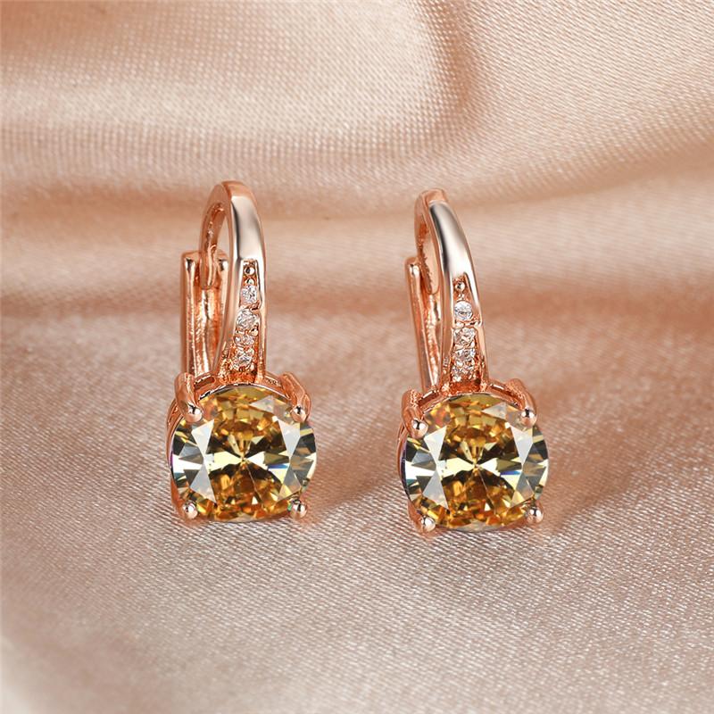 Süße weibliche kleine grüne runde Stein-Clip-Ohrringe Mode Hochzeit Für Frauen