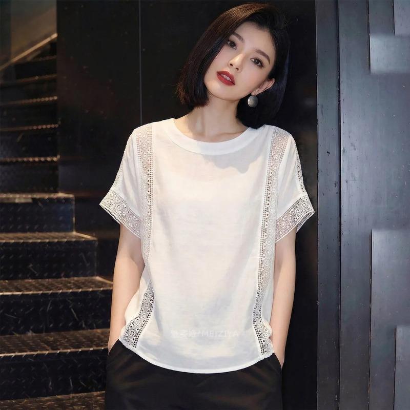 Women's White Hollow Lace Spliced Round Neck Loose Short Sleeve Blouse