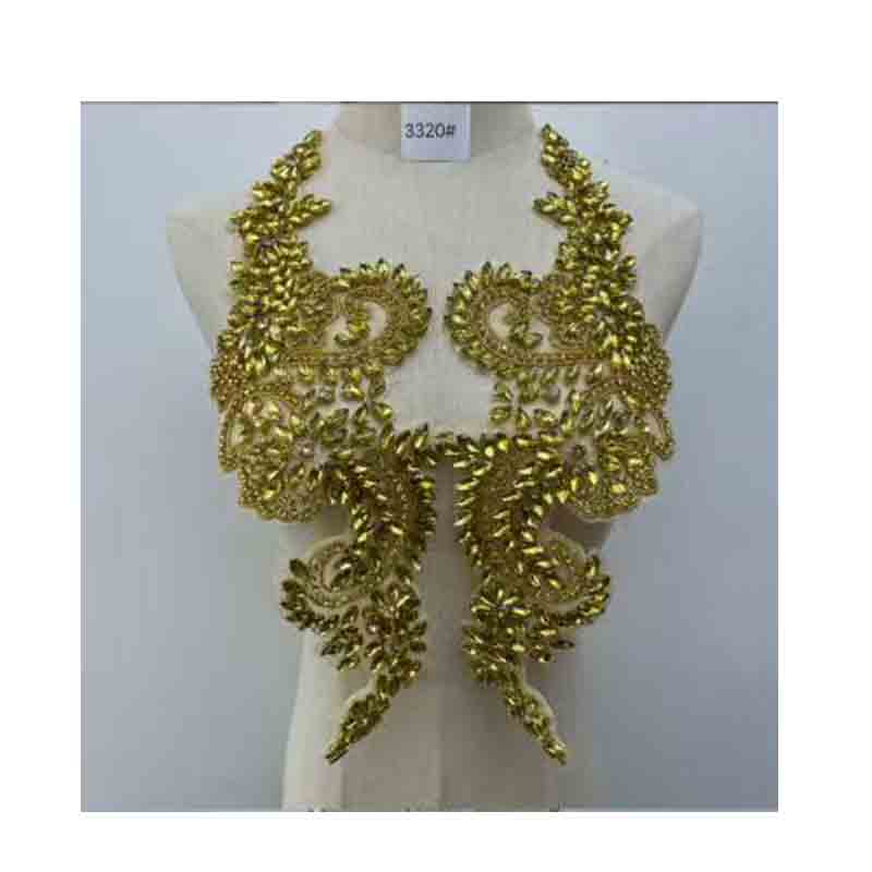Designer's 3D Lace Floral Crystal Patch Hot-Fix Glass Applique for Tight Dress with Loose Rhinestones