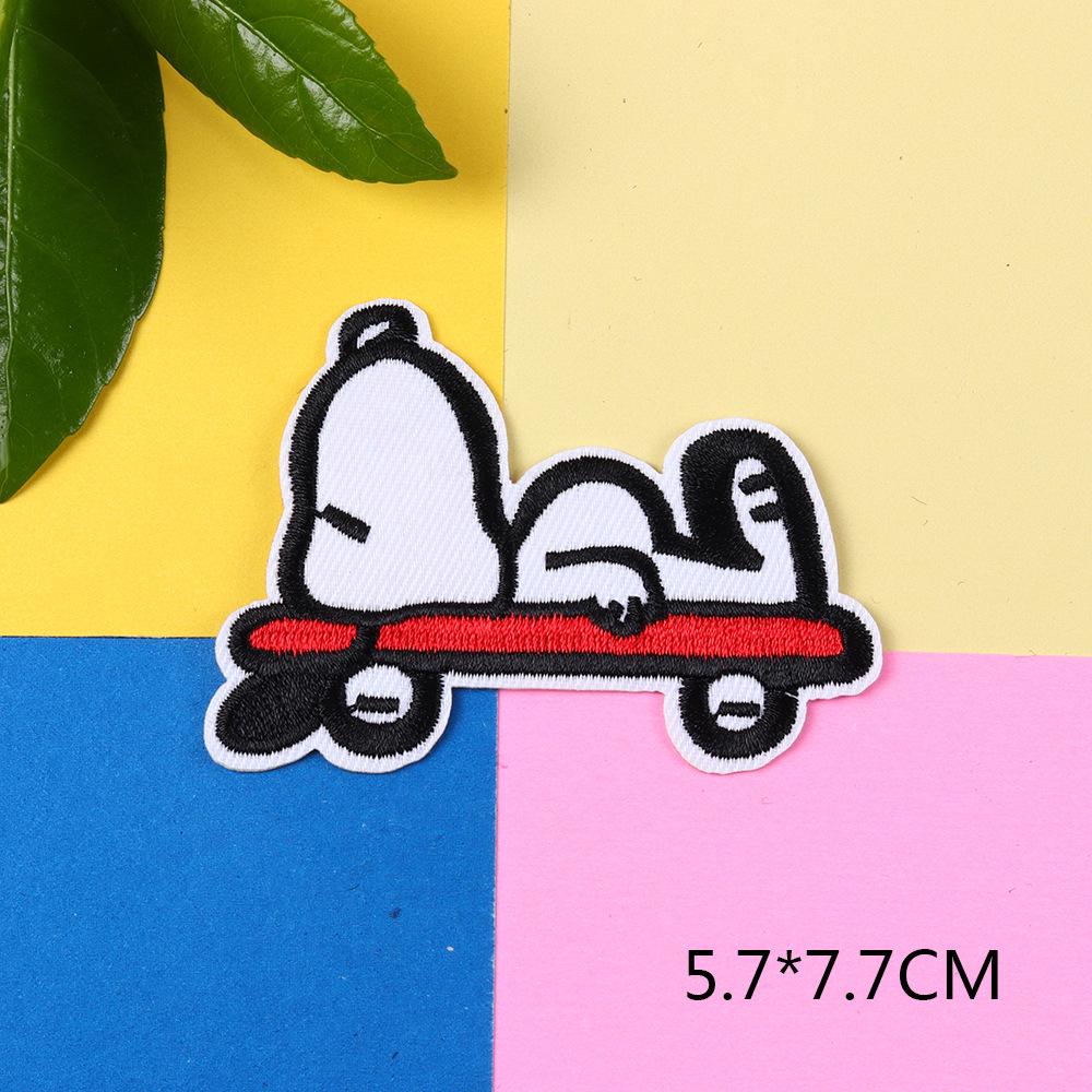 Toppa Ricamata Adesiva Cucciolo Cartone Animato Carino Nubi per Borse Decorative Fai da Te