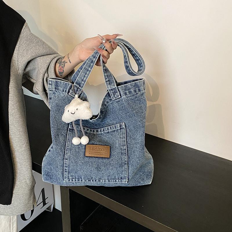 Denim Tote Bag For Women With Magnetic Closure And Large Capacity For Daily Use